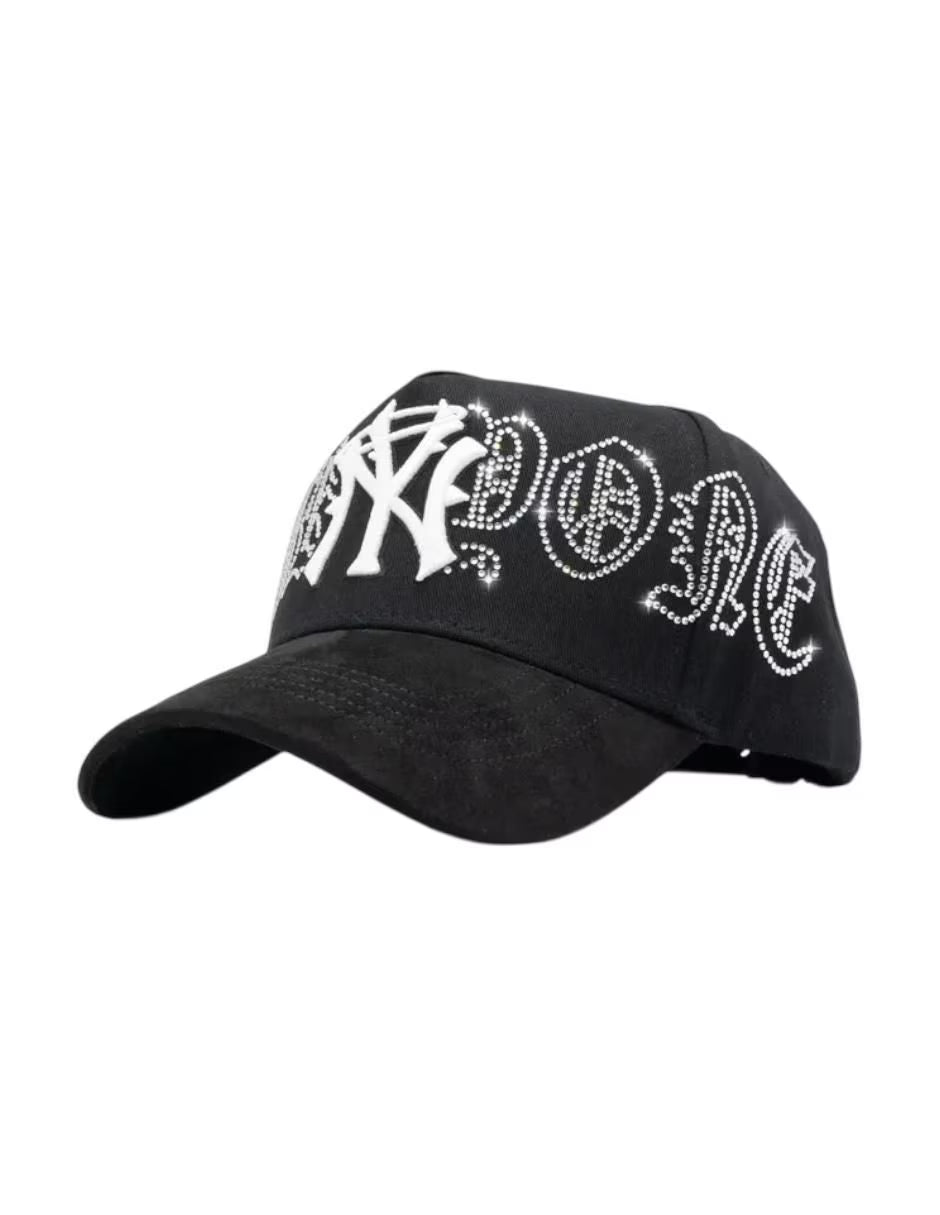 31 HATS - Ny Crystal